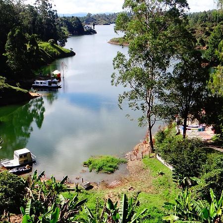 Hotel El Nuevo Mirador Guatapé Esterno foto