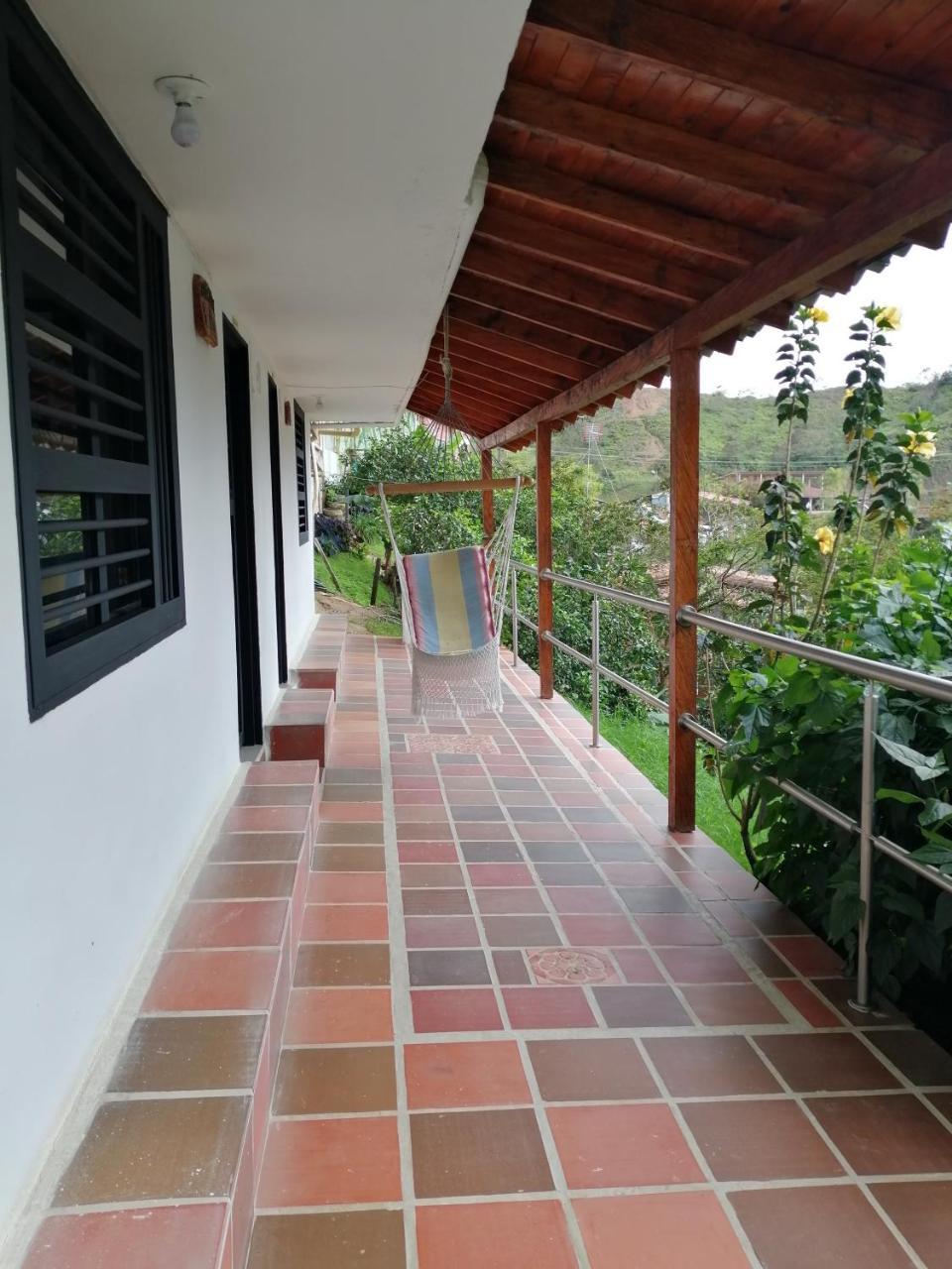 Hotel El Nuevo Mirador Guatapé Esterno foto